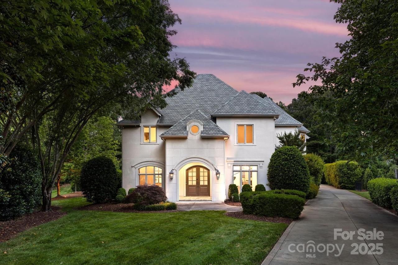 15038 Jockeys Ridge Dr., Charlotte, NC 28277