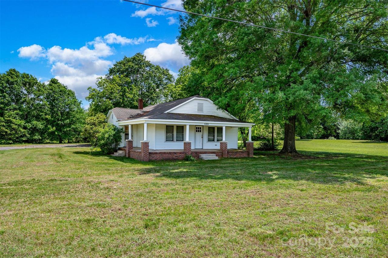 5785 Nc 150 Hwy., Denver, NC 28037