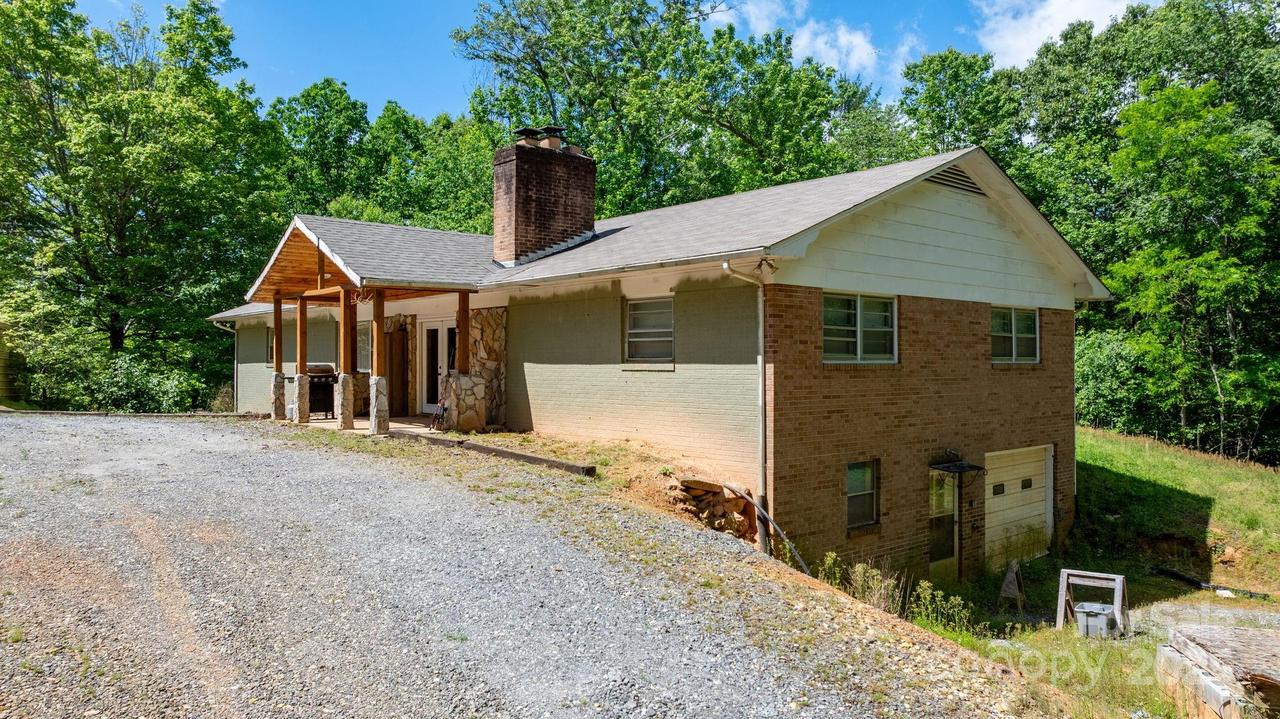 4022 Confidence Church Rd., Lenoir, NC 28645