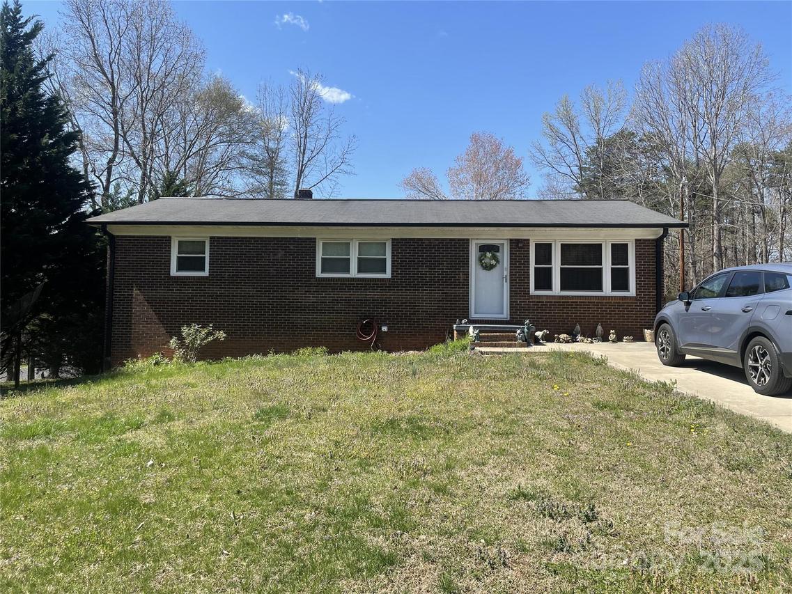 739 Owls Den Rd., Lincolnton, NC 28092
