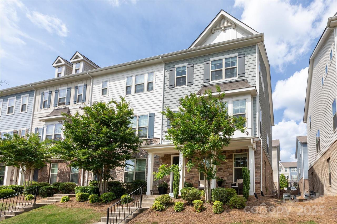 9521 Ainslie Downs St., Charlotte, NC 28273