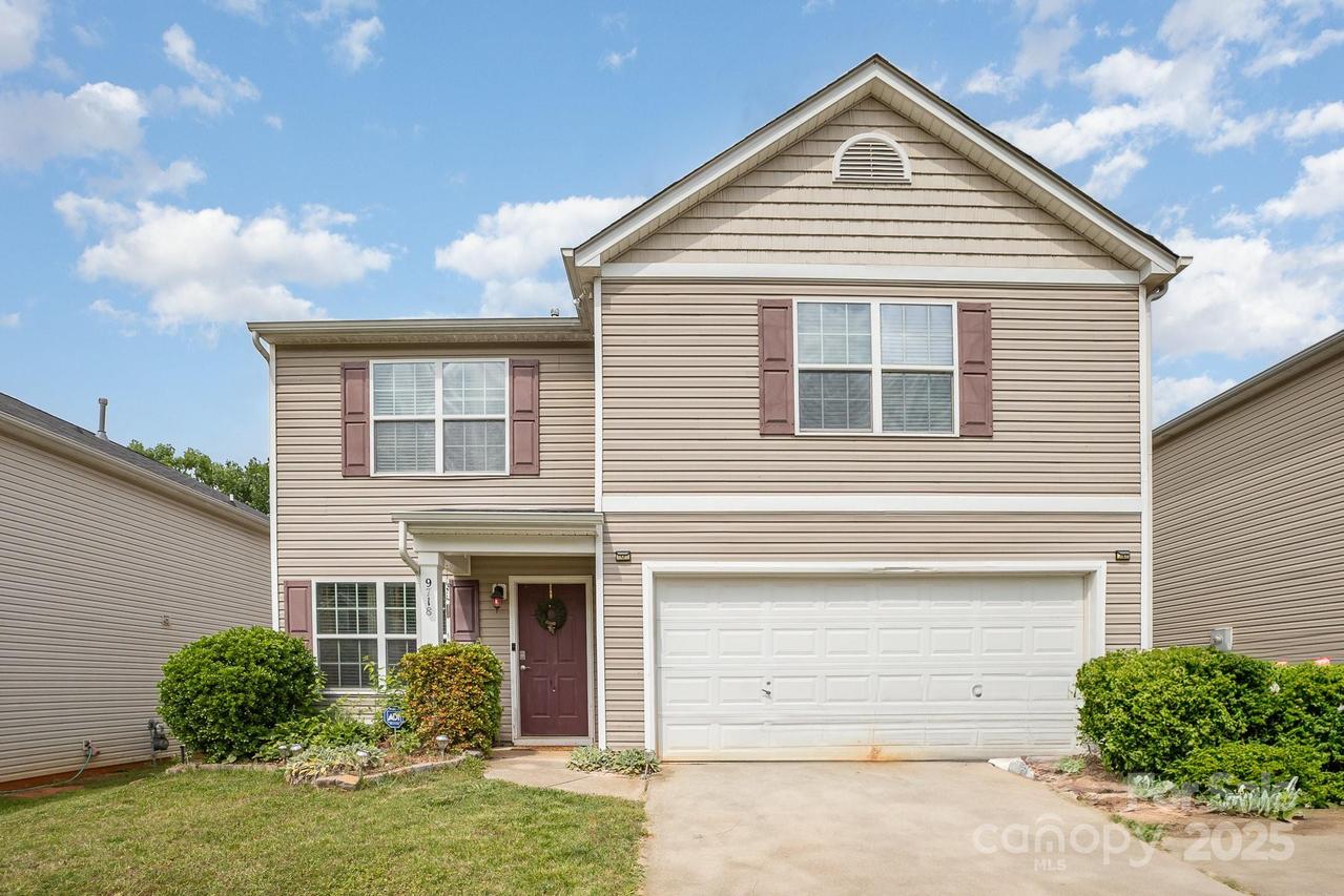9718 Eagle Feathers Dr., Charlotte, NC 28214