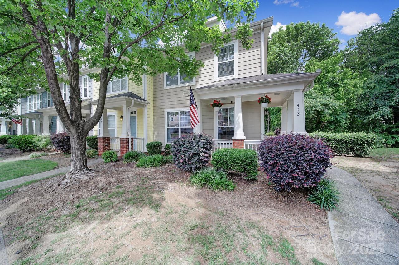 413 Hurston Cir., Charlotte, NC 28208