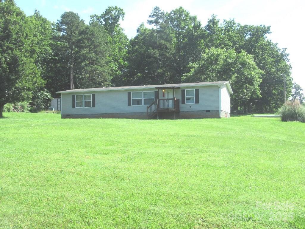 3942 Benny Shrum Ln., Maiden, NC 28650
