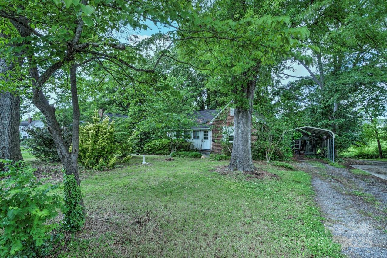 109 N Belvedere Ave., Gastonia, NC 28054