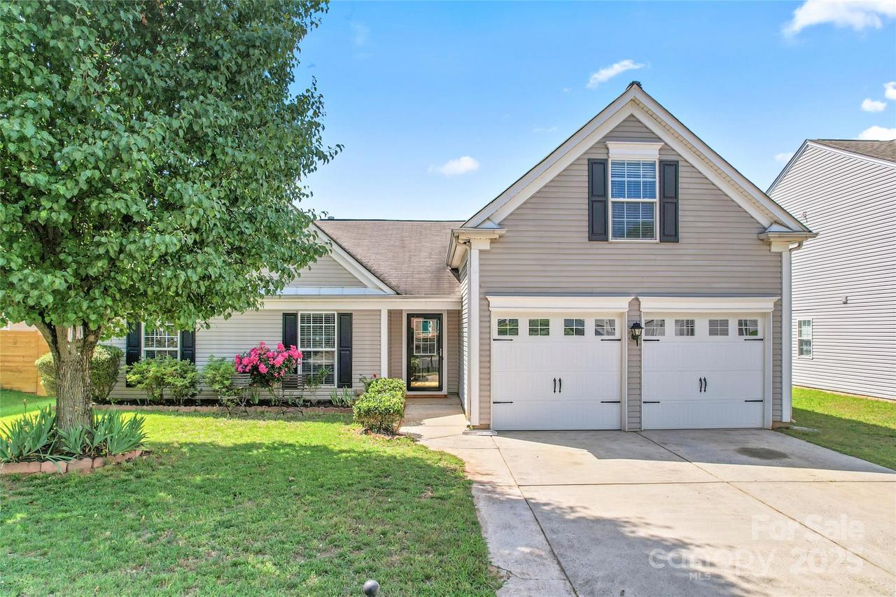 8309 Shinkansen Dr., Charlotte, NC 28213