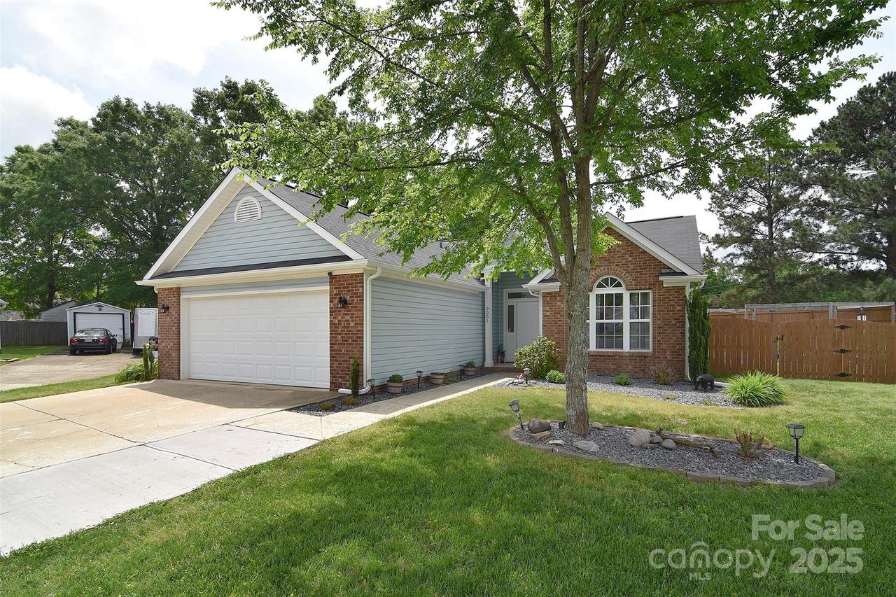 9051 Country Barn Ct., Charlotte, NC 28273