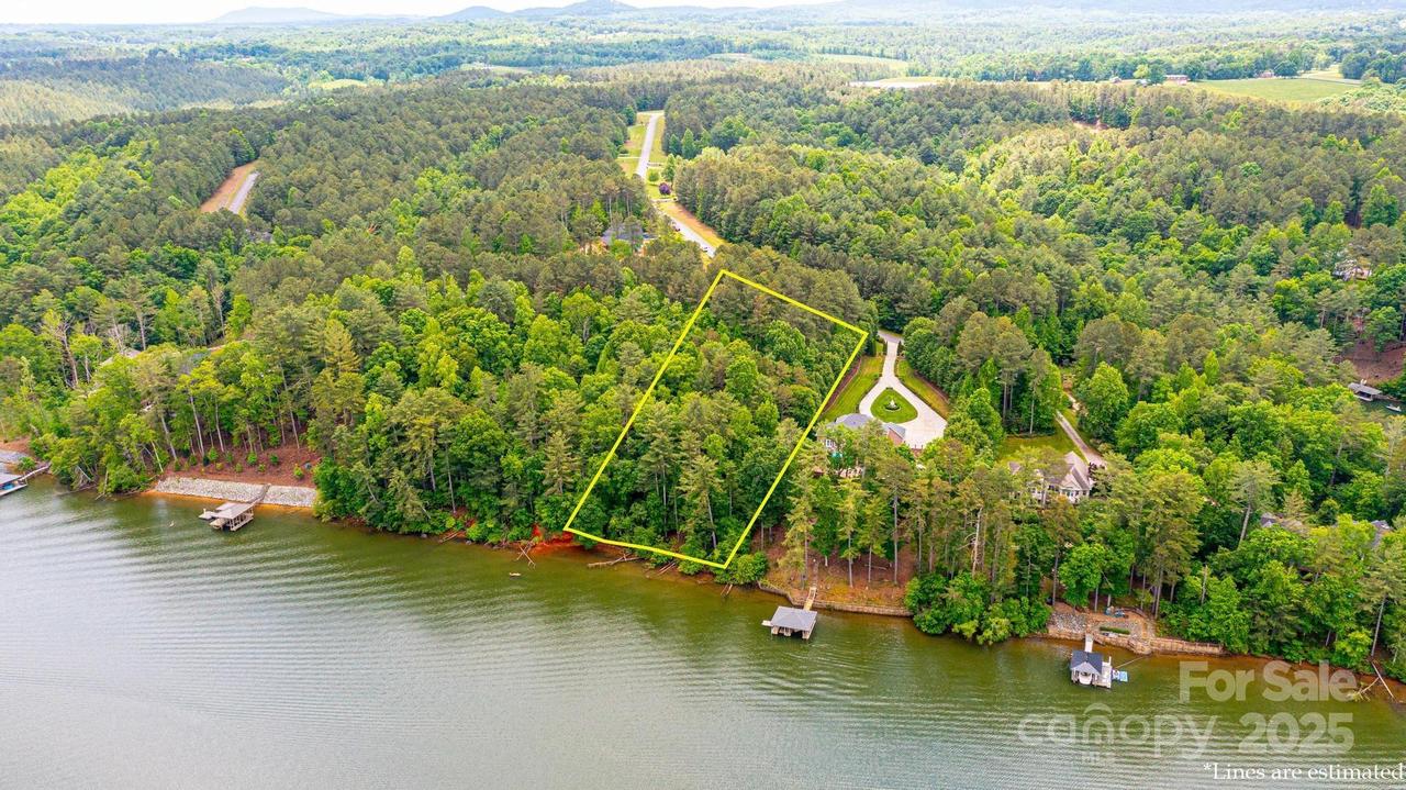 300 Riverwalk Dr., Connelly Springs, NC 28612