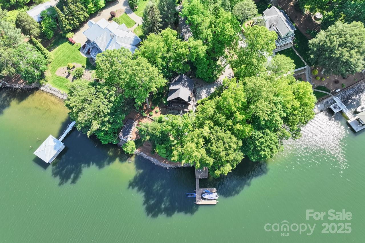 9289 Azalea Rd., Sherrills Ford, NC 28673