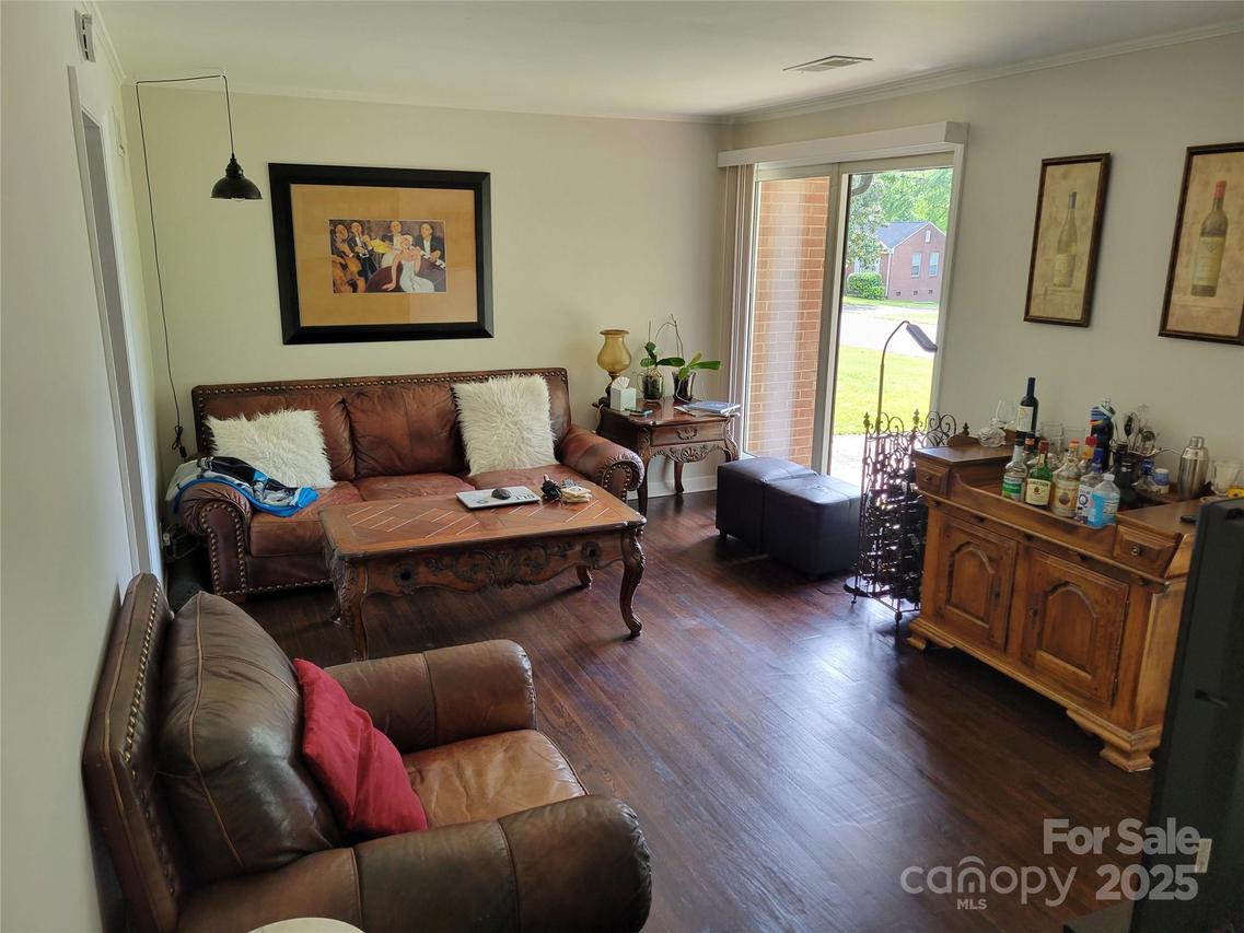 2939 Lasalle St., Charlotte, NC 28216