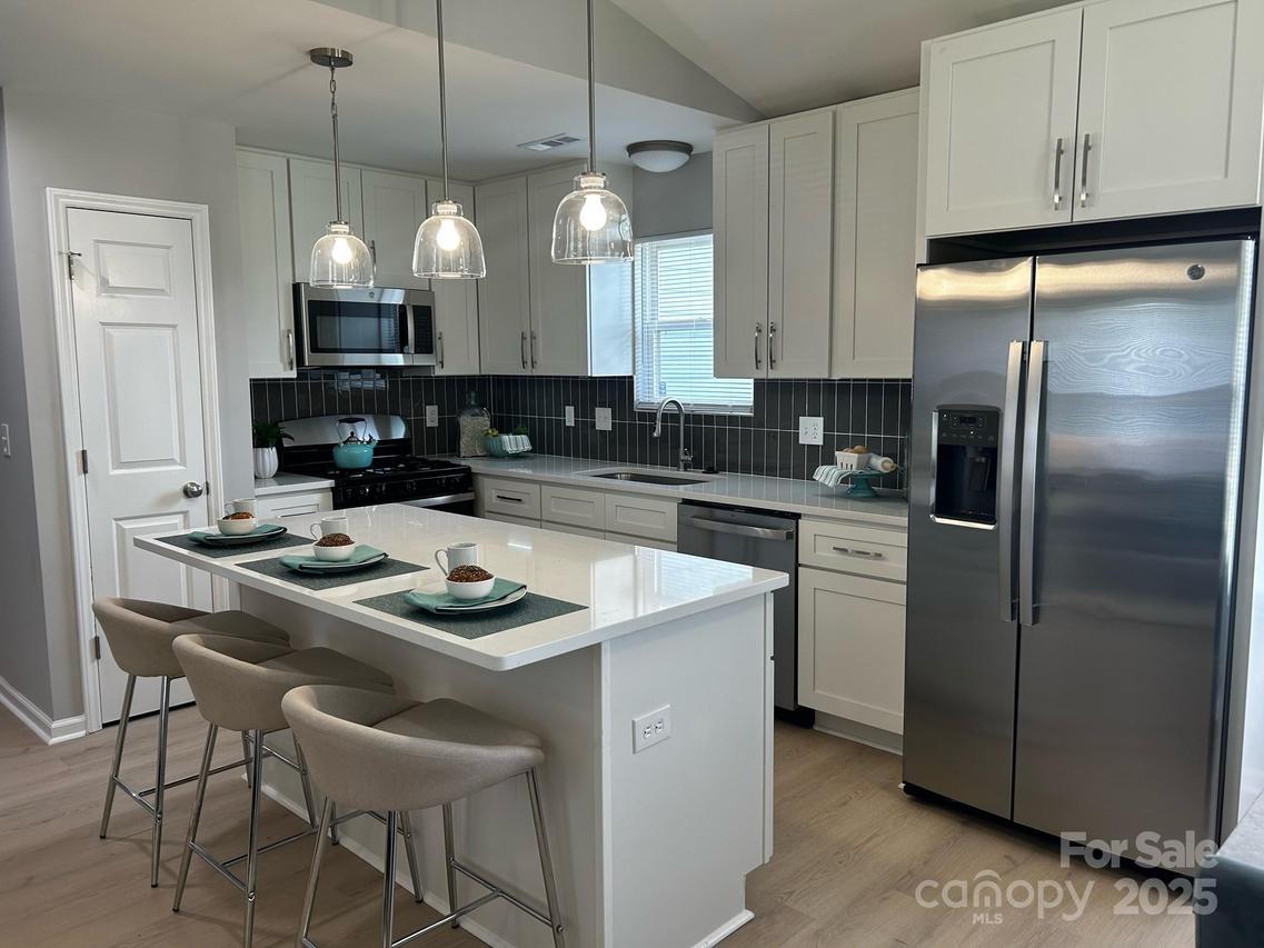 1004 Johnson St., Charlotte, NC 28206