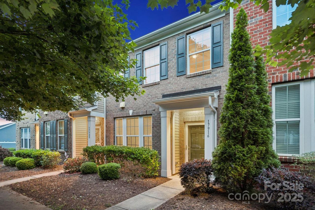17916 Ragtop Day Ln., Cornelius, NC 28031