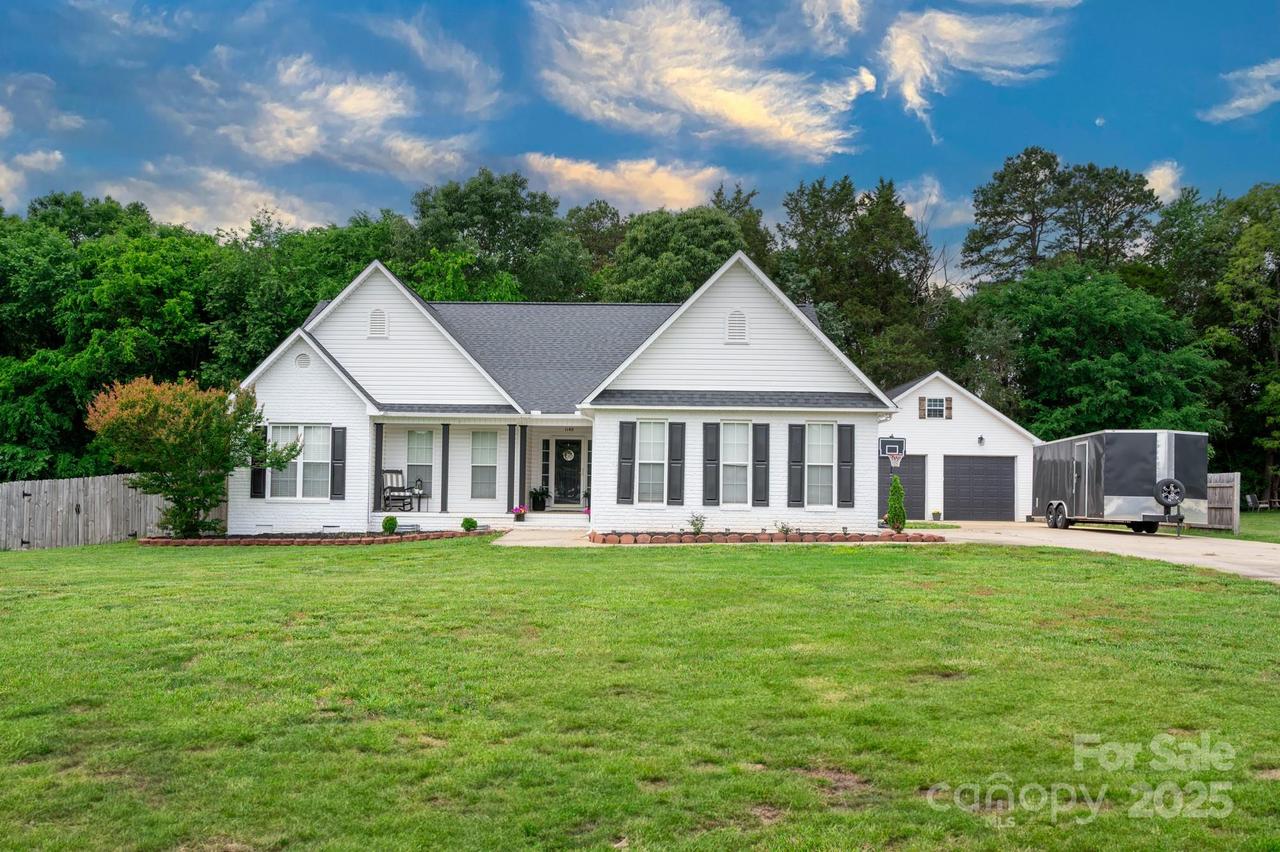 1140 Landsdown Dr., Salisbury, NC 28147