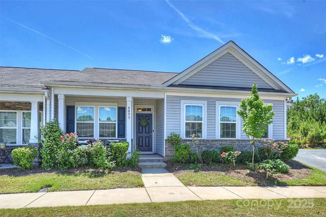 8853 Brakeman Dr., Waxhaw, NC 28173