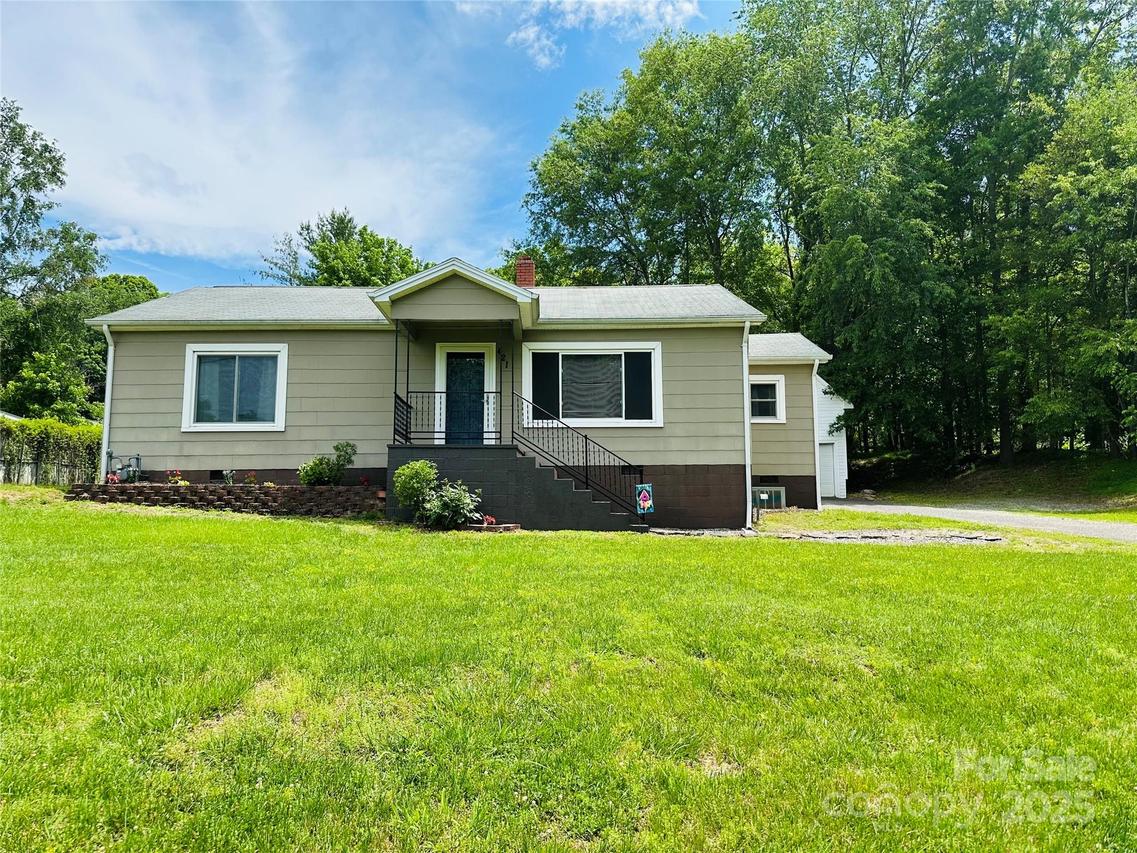 421 Bethel Rd., Morganton, NC 28655