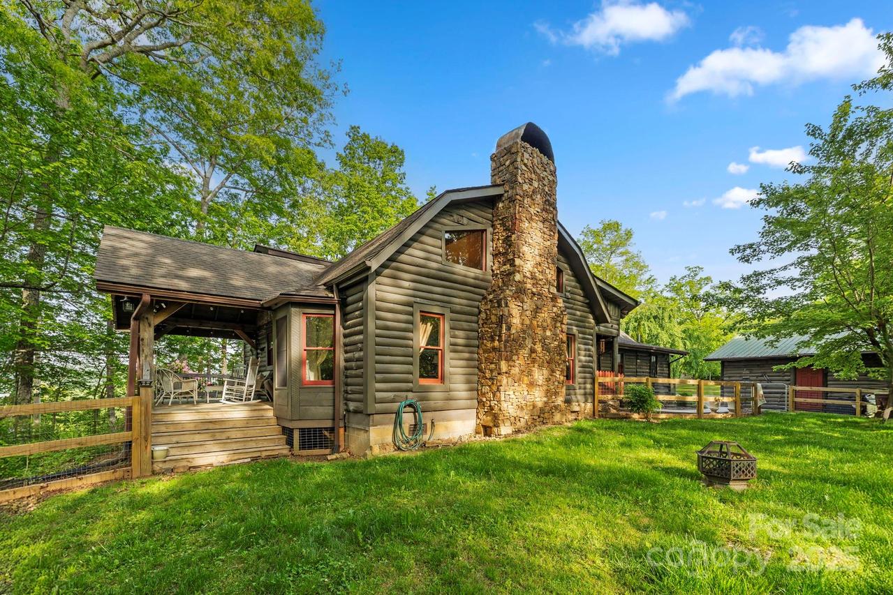 214 Hubert Mccall Rd., Balsam Grove, NC 28708