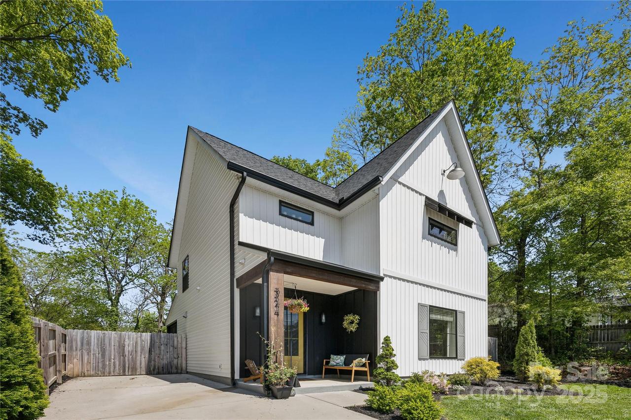 324 Elm St., Belmont, NC 28012