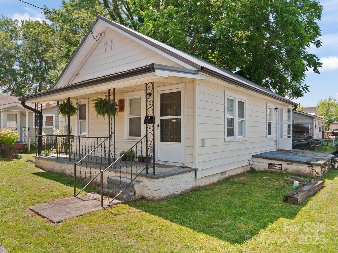 24 Liner Ct., Waynesville, NC 28786