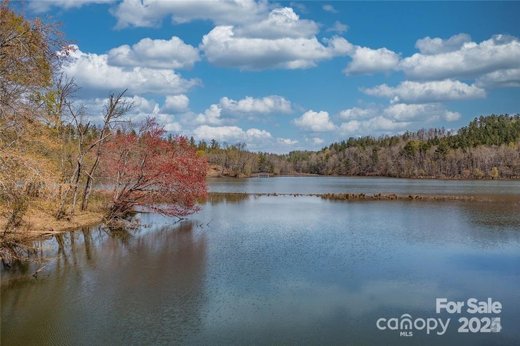 193, 199 Table Rock Trace #129, 130, Valdese, NC 28690