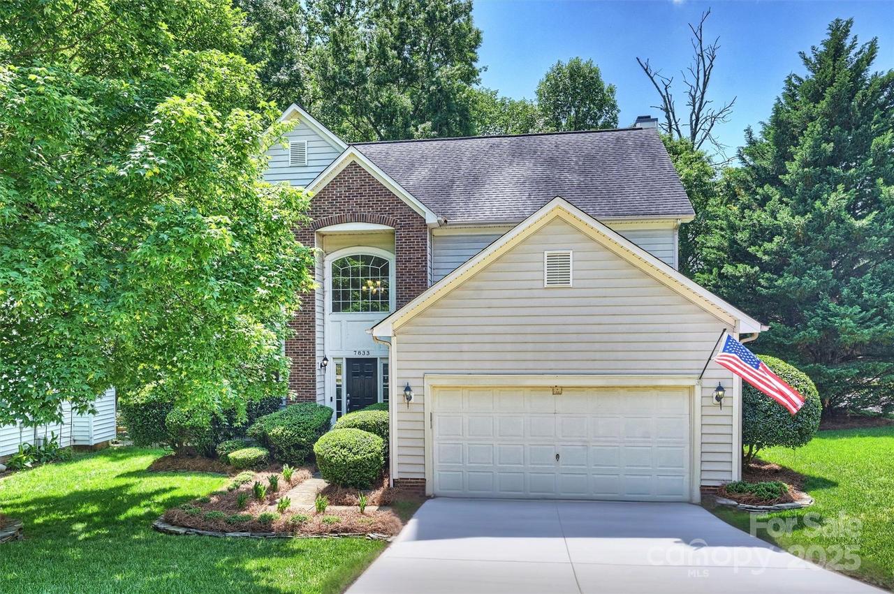 7833 Taymouth Ln., Charlotte, NC 28269