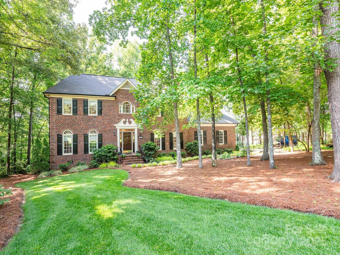 5417 Bedfordshire Ave., Harrisburg, NC 28075