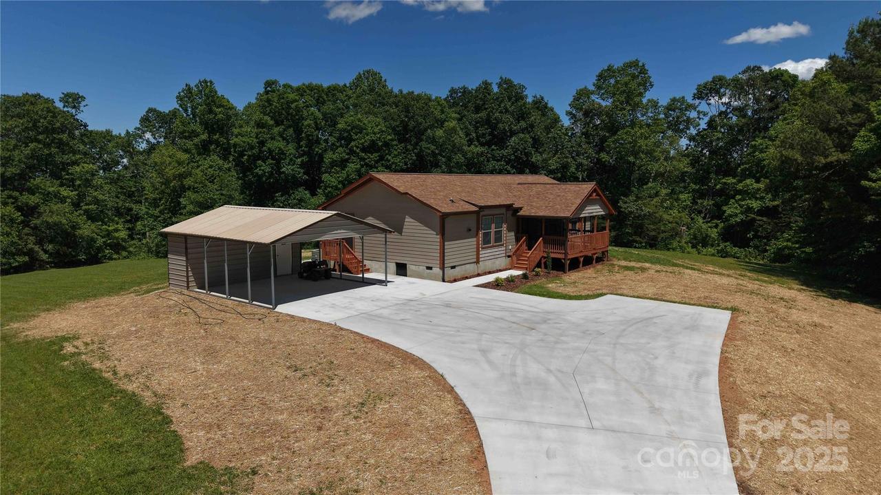 3499 Fairview Rd., Nebo, NC 28761