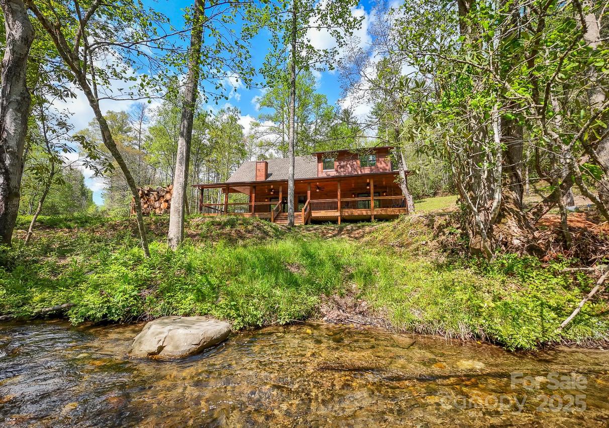 91 Riverview Dr., Robbinsville, NC 28771