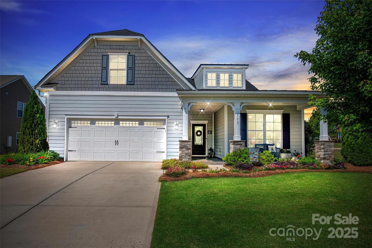 713 Blue Violet Ln., Belmont, NC 28012
