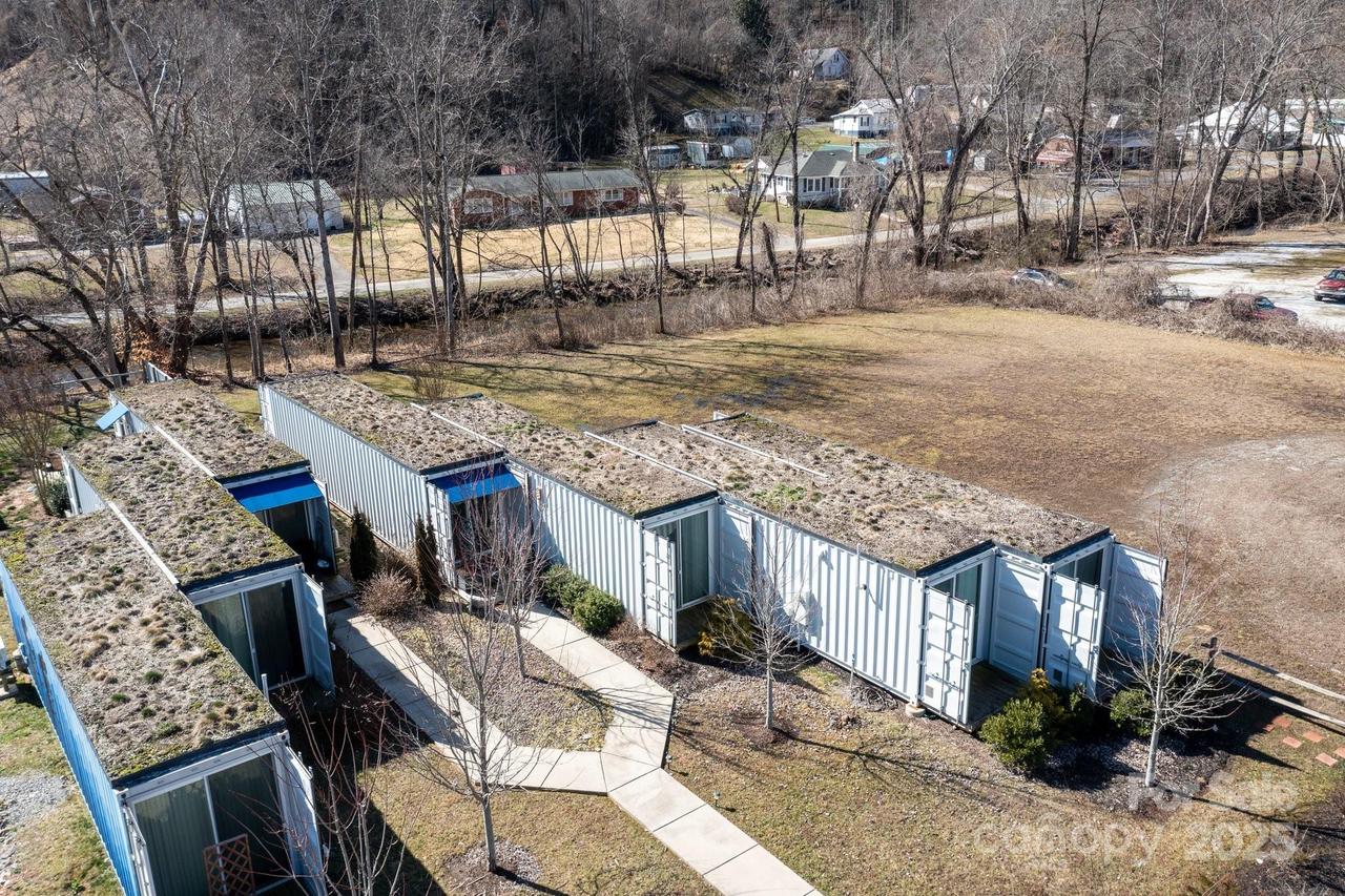 117 Commerce St., Old Fort, NC 28762