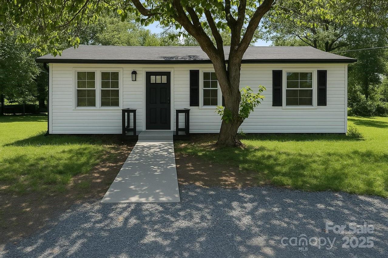 1401 Woodman Hall St., Shelby, NC 28152