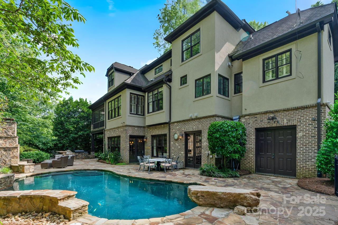 8534 Highgrove St., Charlotte, NC 28277