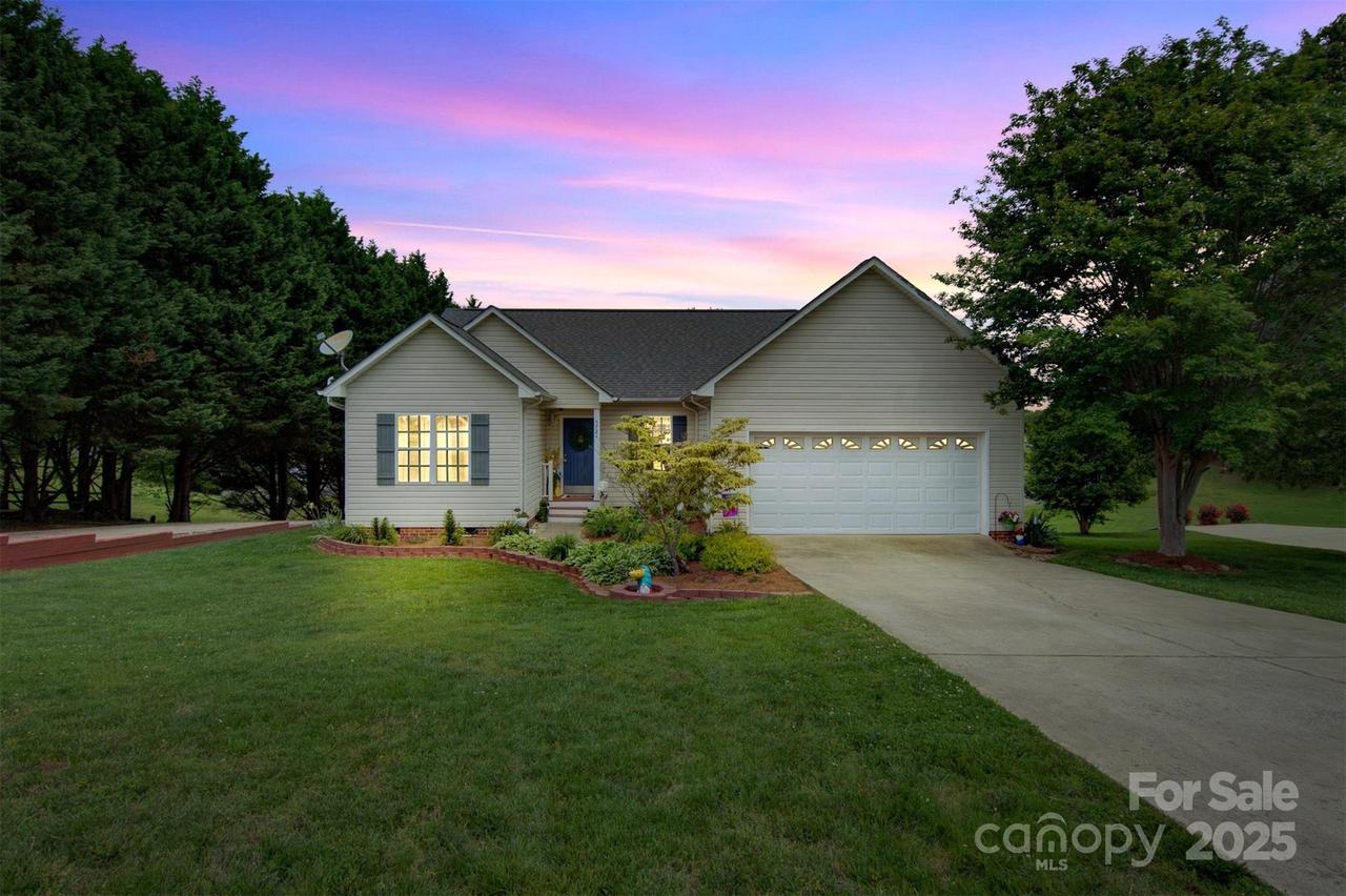 5724 Rocky Mount Rd., Granite Falls, NC 28630