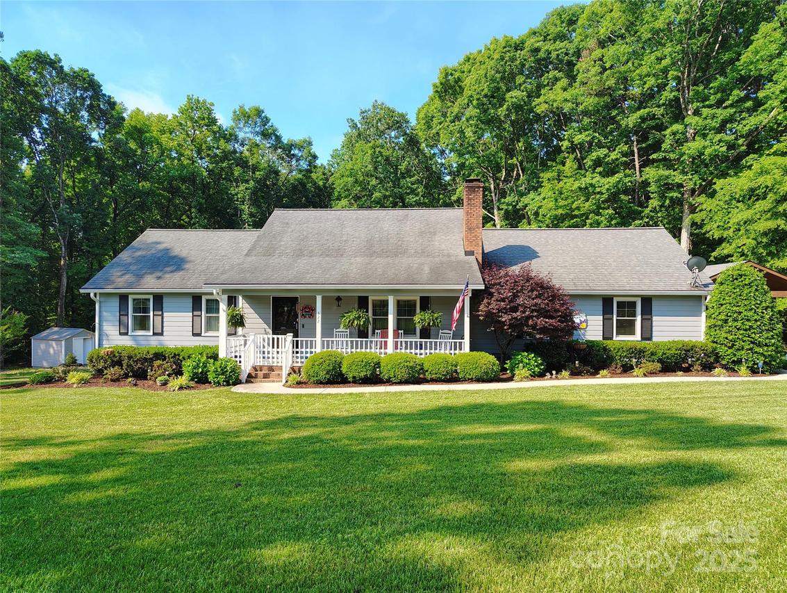 322 Killian Rd., Stanley, NC 28164