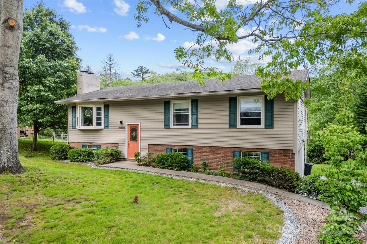 1214 See Off Mountain Rd., Brevard, NC 28712
