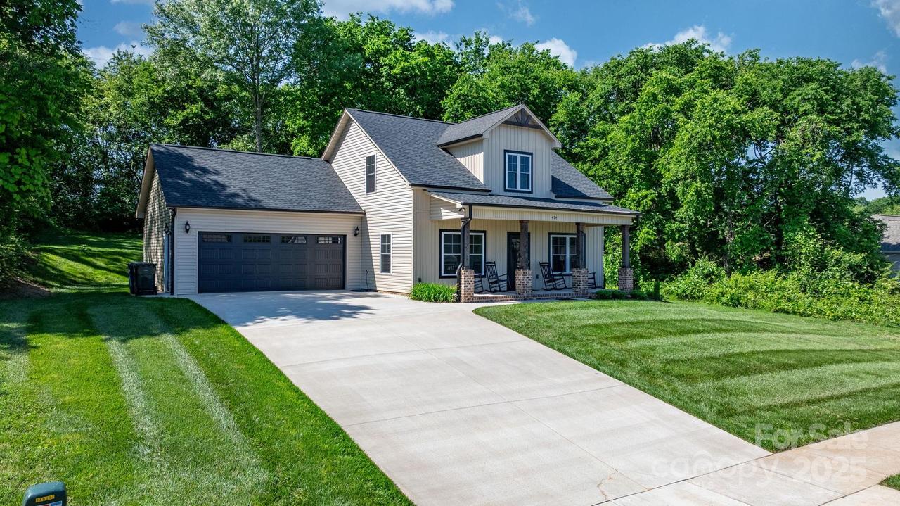 4941 Southview Dr., Hickory, NC 28602