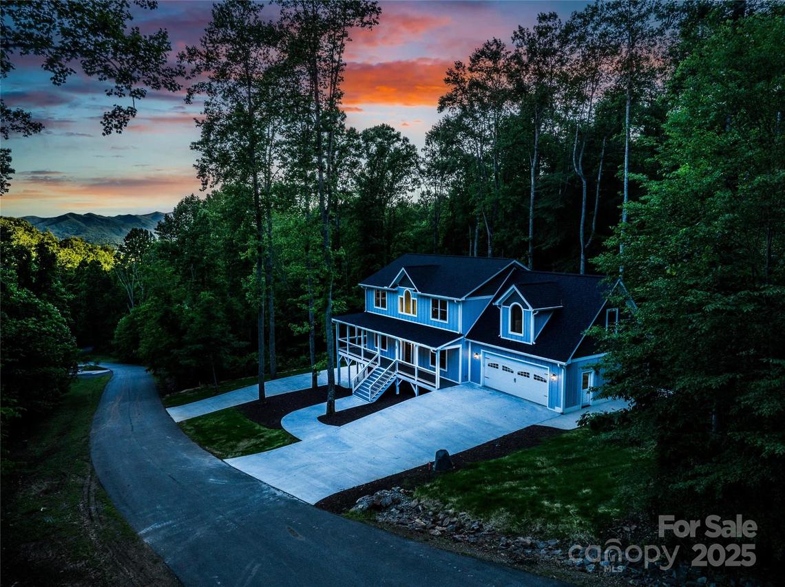 68 Bamboo Tr., Candler, NC 28715