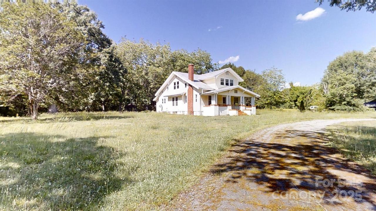 2645 Kool Park Rd., Hickory, NC 28601