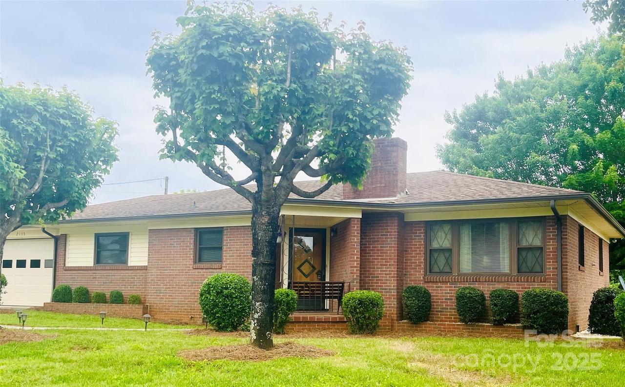 2135 Enon Rd., Morganton, NC 28655