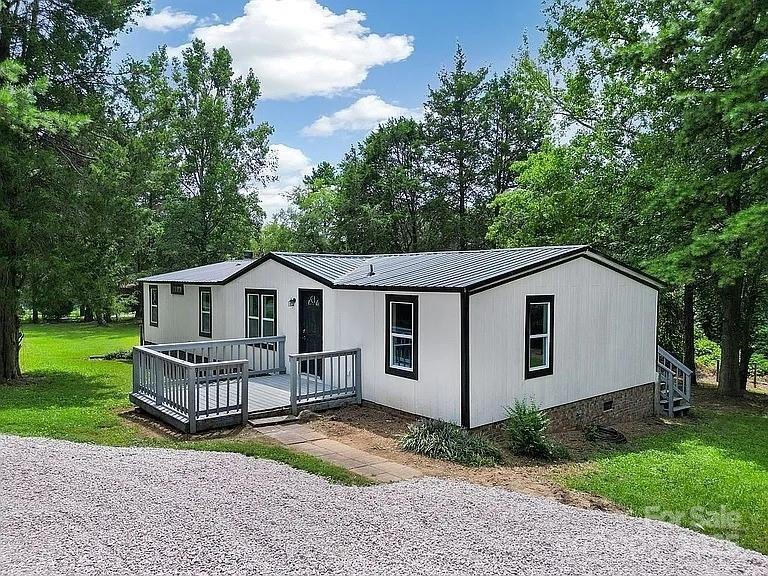 10379 Turnplow Dr., Davidson, NC 28036