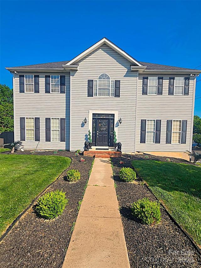 12304 Sandringham Pl., Charlotte, NC 28262