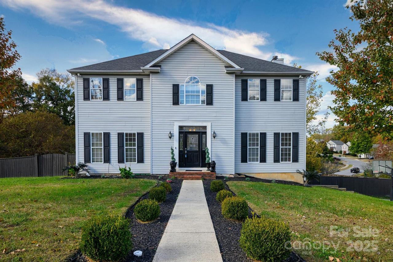 12304 Sandringham Pl., Charlotte, NC 28262