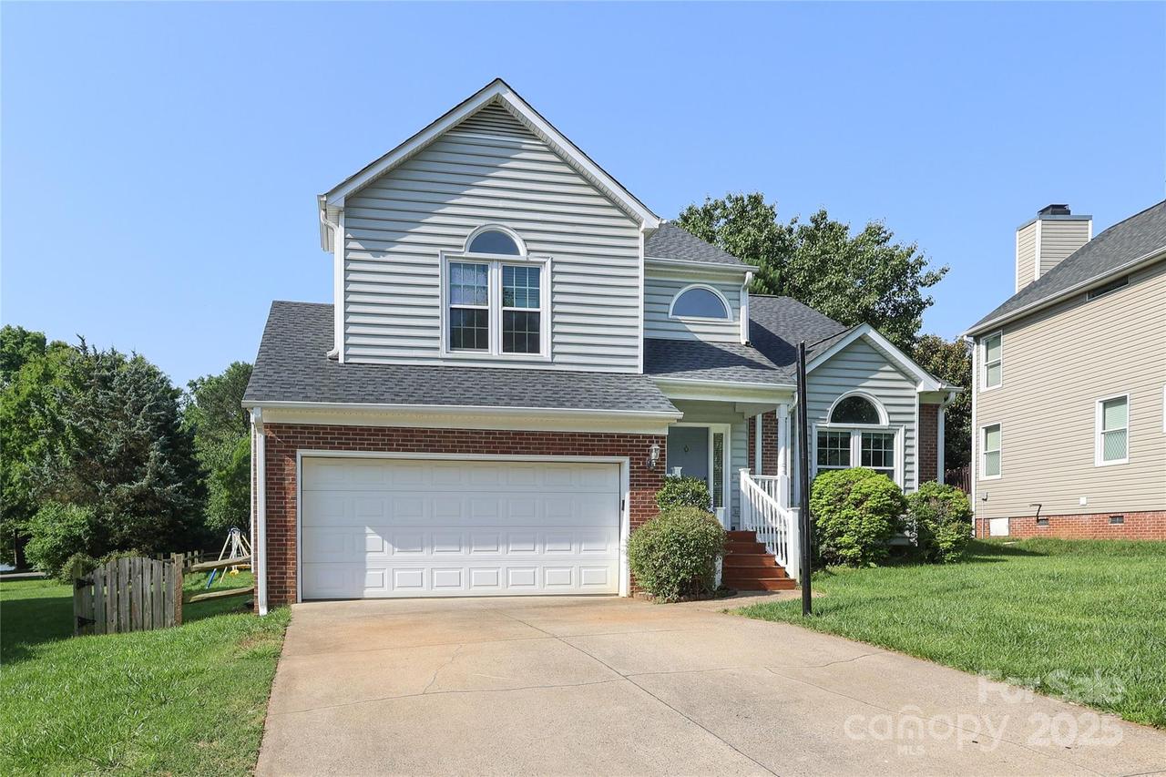 9315 Pebble Creek Way, Charlotte, NC 28269