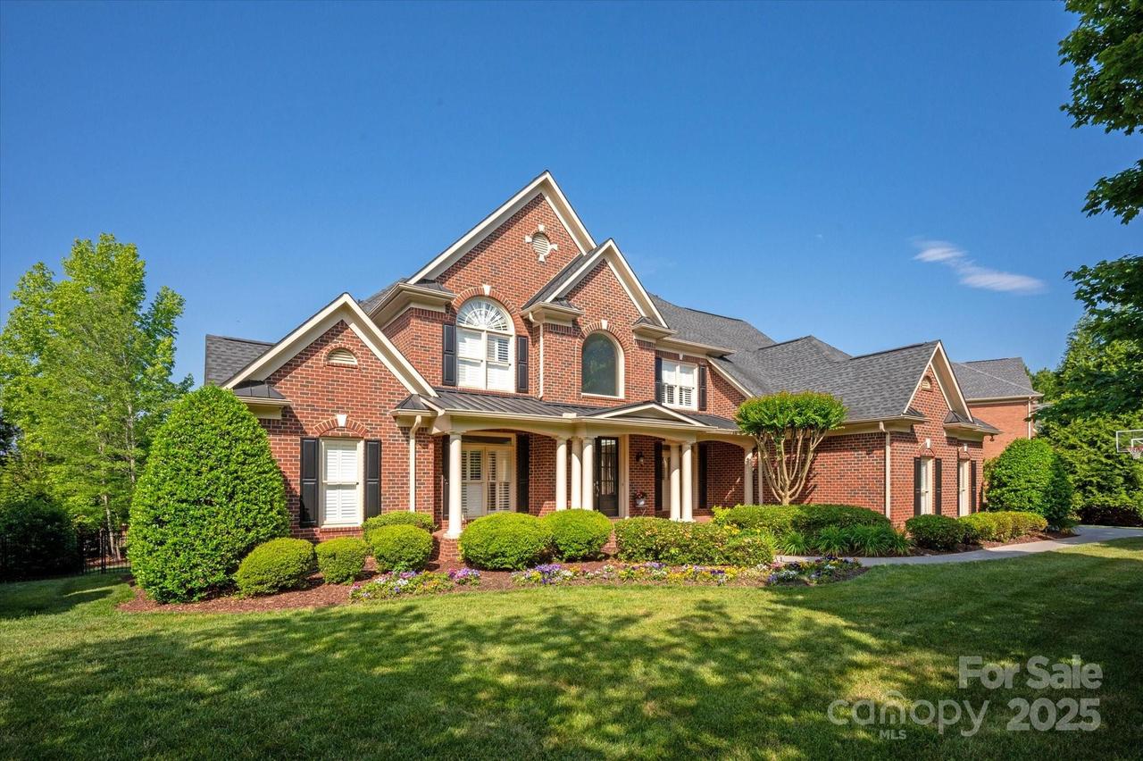 7507 Meadowgate Ln., Waxhaw, NC 28173