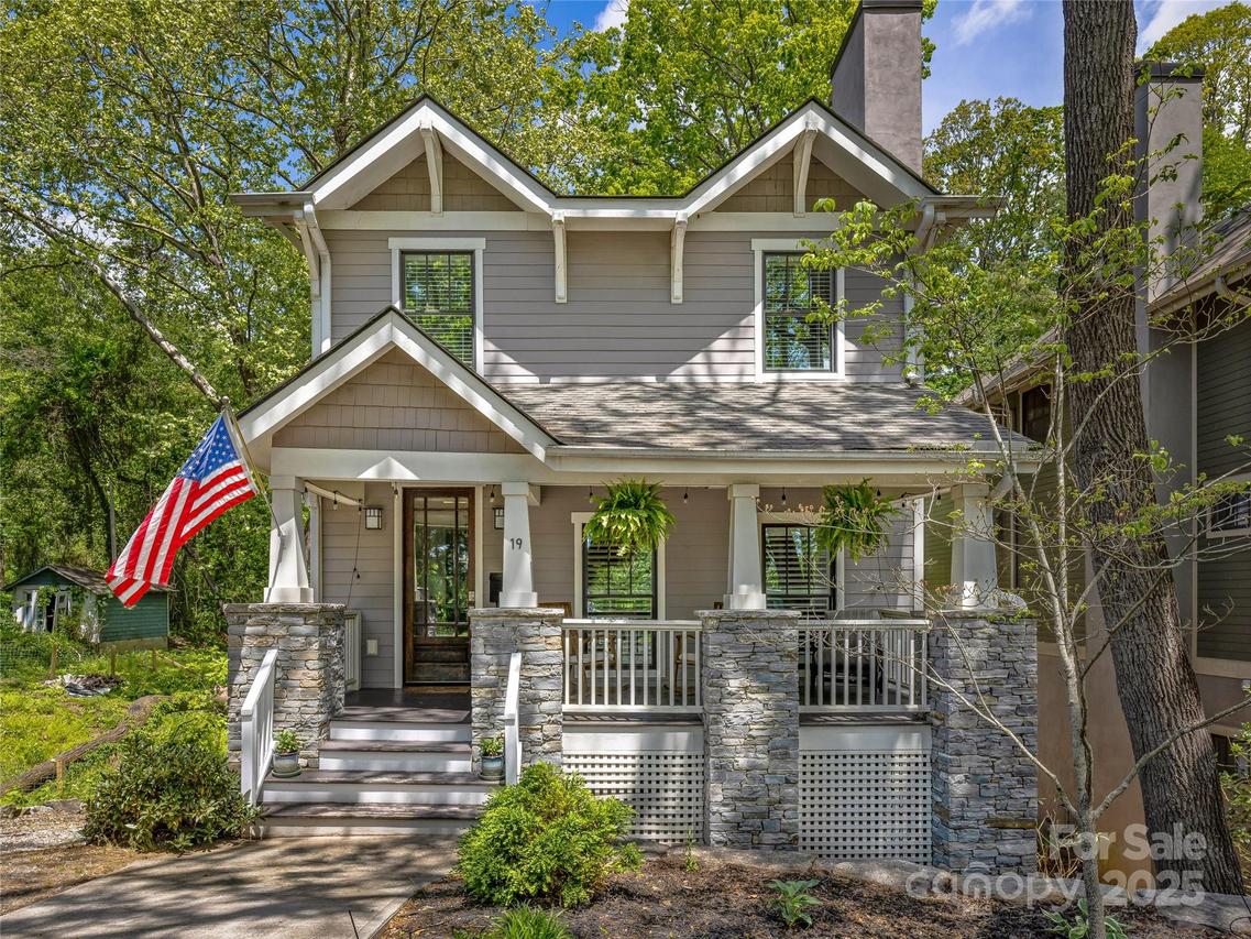 19 Birch St., Asheville, NC 28801