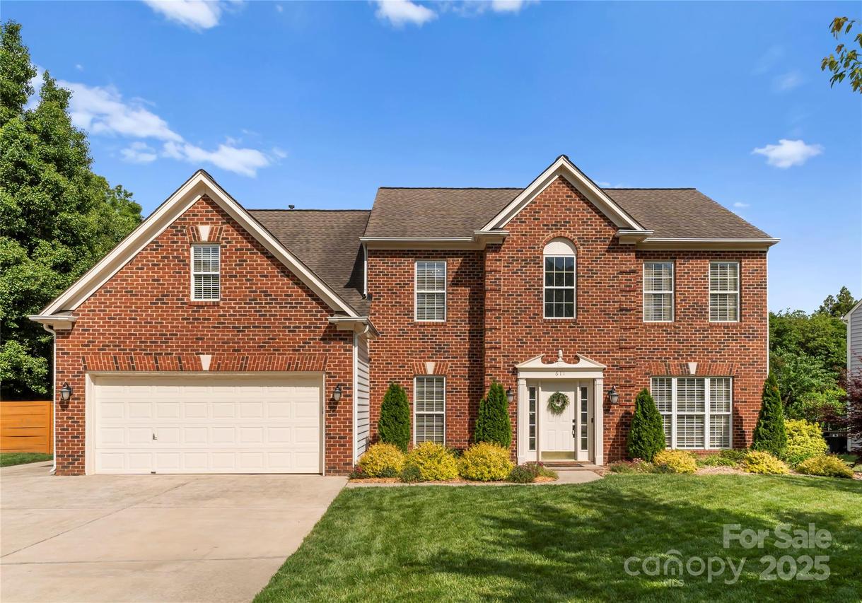 611 Meadow Lake Dr., Matthews, NC 28105