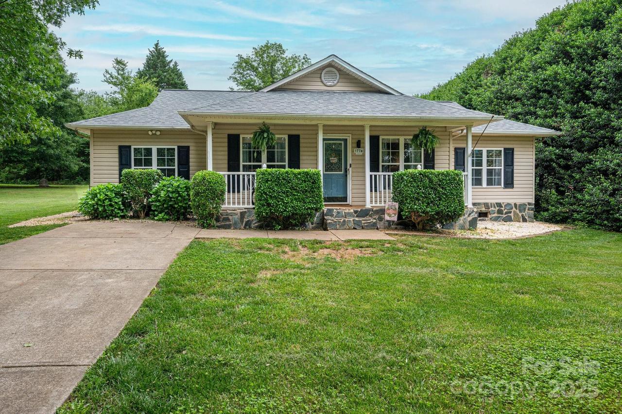 1774 Smyrna Ln., Catawba, NC 28609