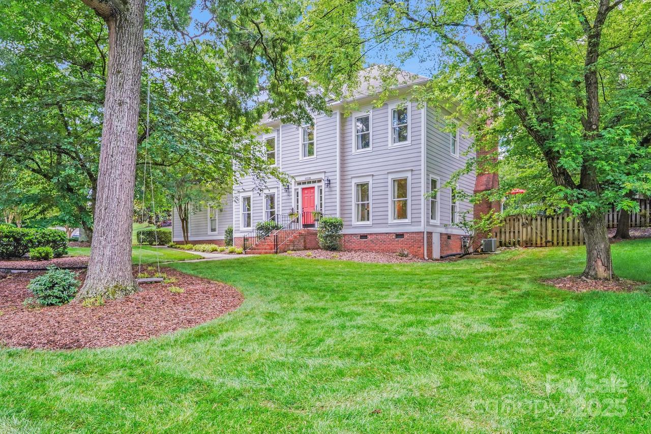10338 Hollybrook Dr., Charlotte, NC 28277