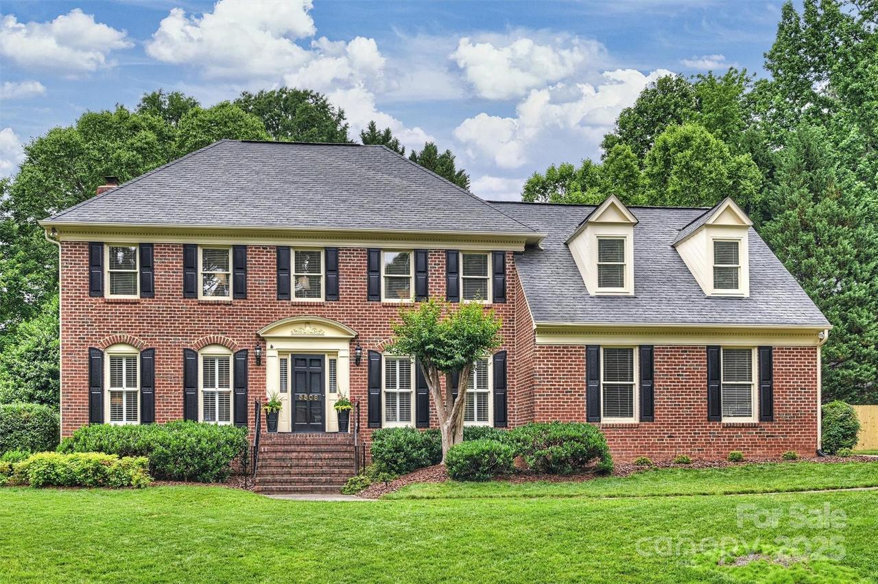5508 Kincross Ln., Charlotte, NC 28277