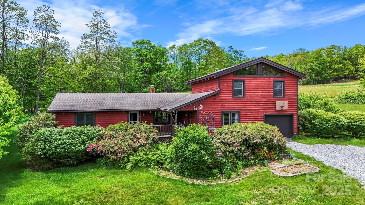 1925 Green Hill Rd., Blowing Rock, NC 28605
