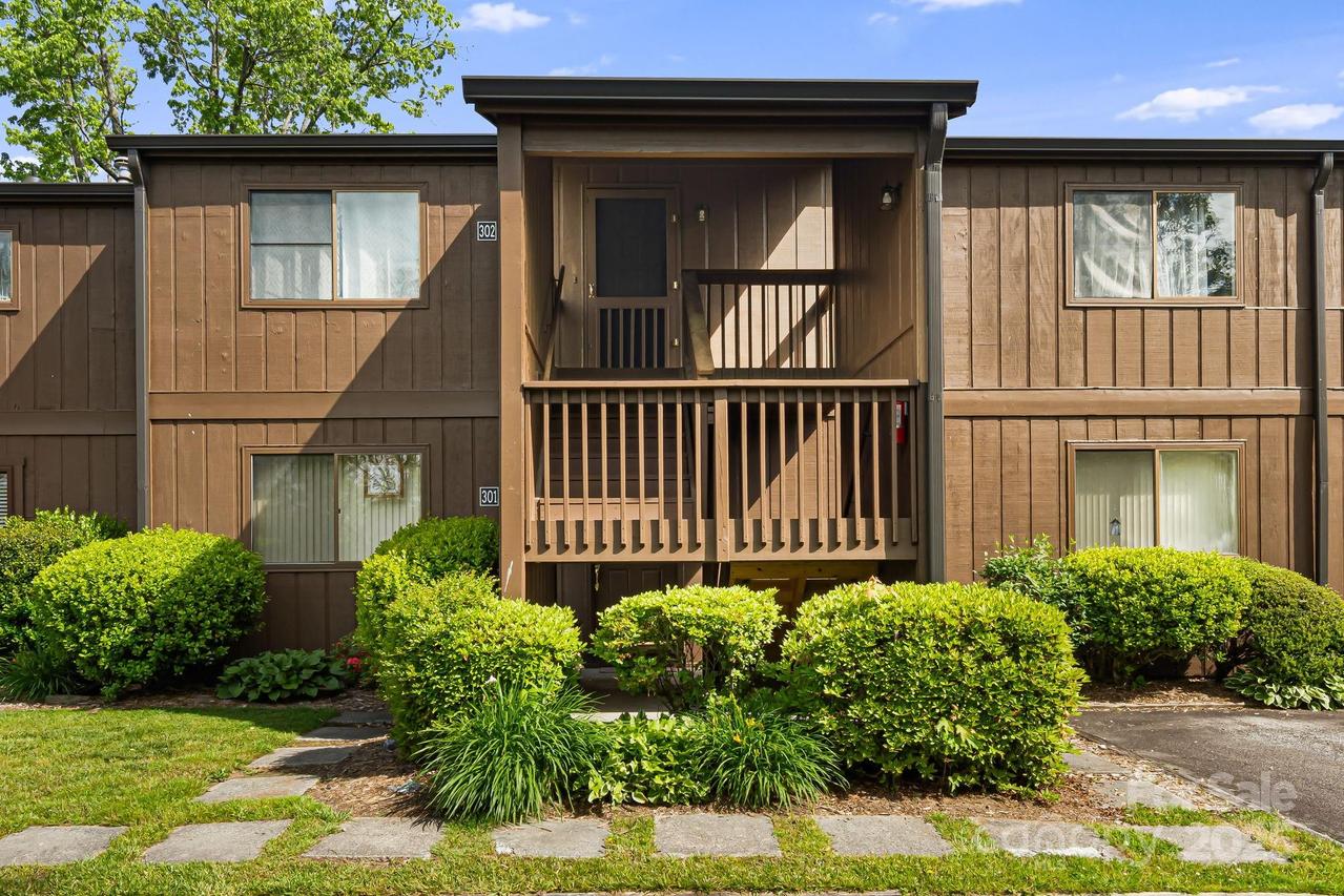 319 Greenville Hwy. #302, Brevard, NC 28712